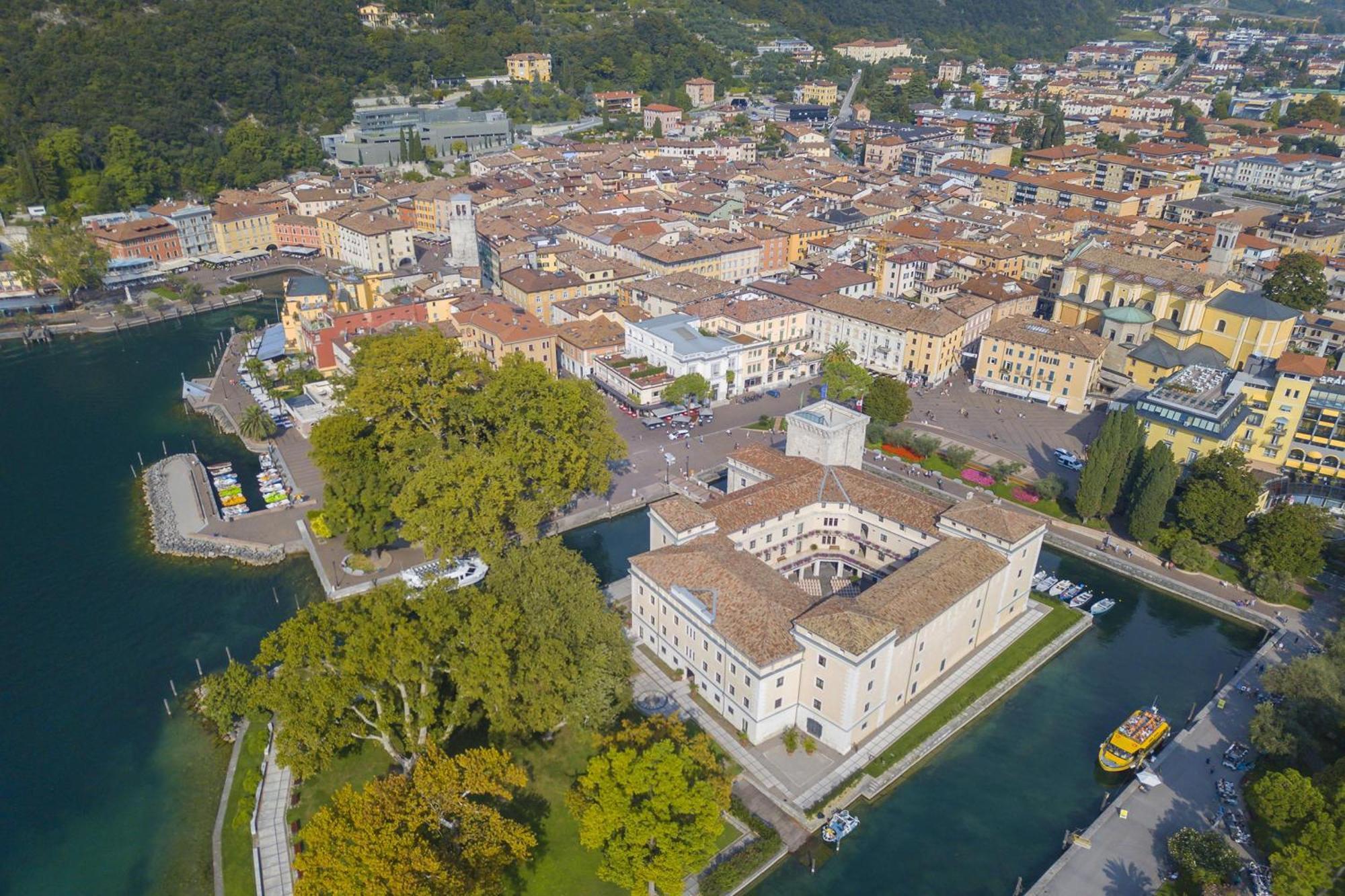 Residenza Rocca Del Lago 4 - Happy Rentals Рива-дель-Гарда Екстер'єр фото